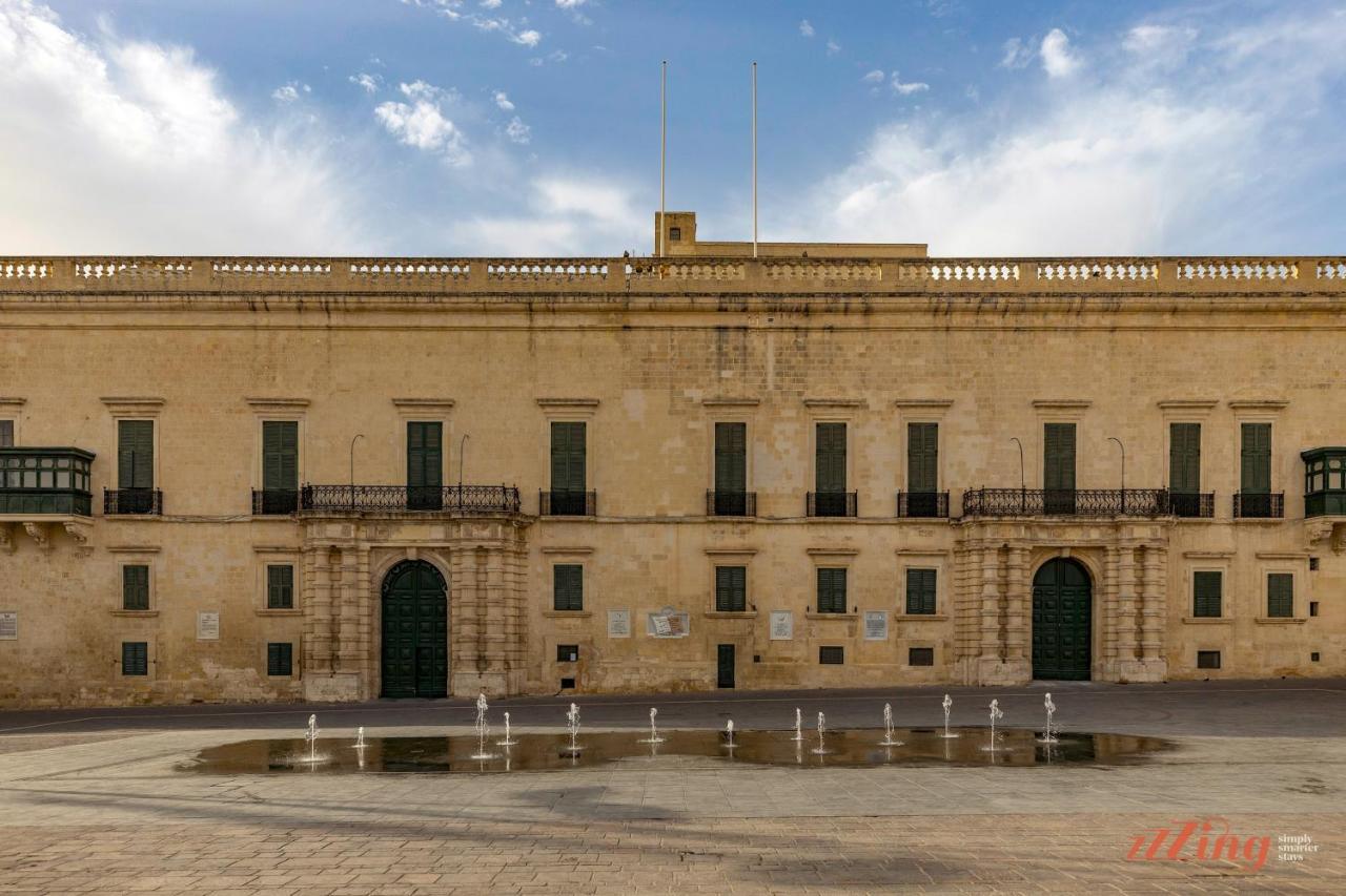 A Studio Apartment In Malta'S Capital Валета Екстериор снимка